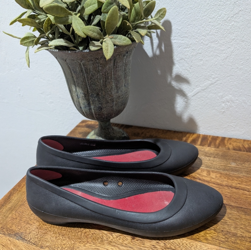 Crocs Women's Shoes Crocs Black Flats Size 6